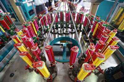 產(chǎn)學(xué)研用多維共贏，2018中國(guó)國(guó)際產(chǎn)業(yè)用紡織品及非織造布展覽會(huì)開幕